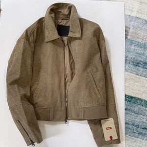 NWT Levis Faux Suede Bomber With Laydown Collar Medium City Downtown Hip Cropped